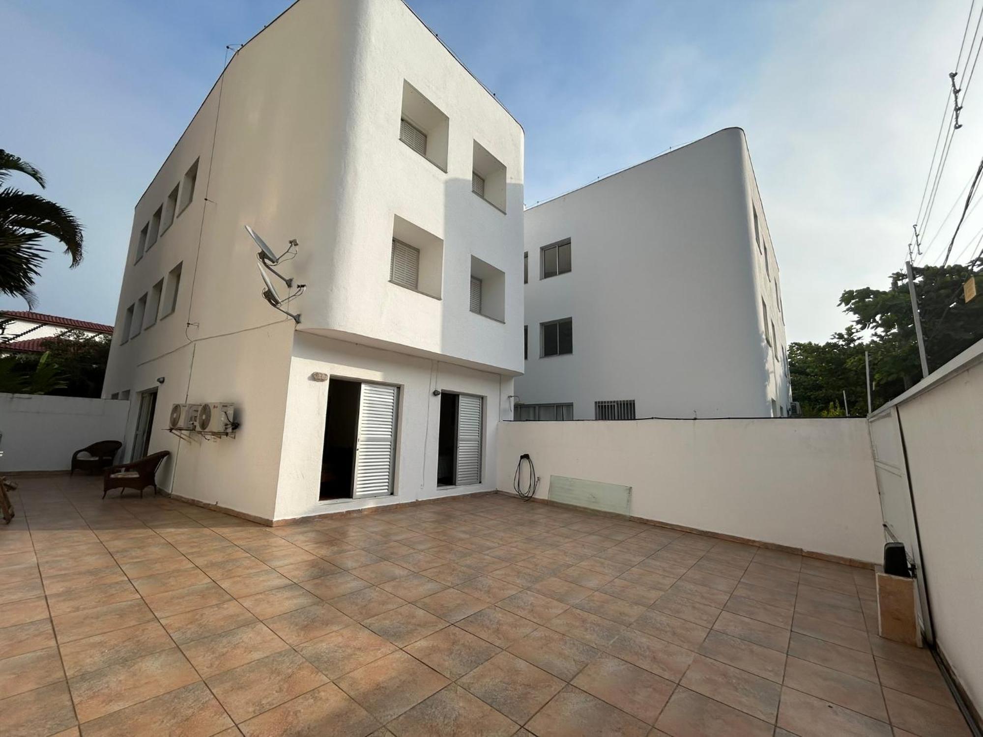 Apto Terreo 50 Metros Da Praia Do Guaruja Ngoại thất bức ảnh